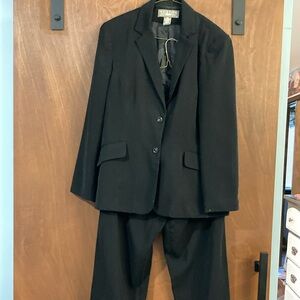 Classic Black Women’s Pantsuit